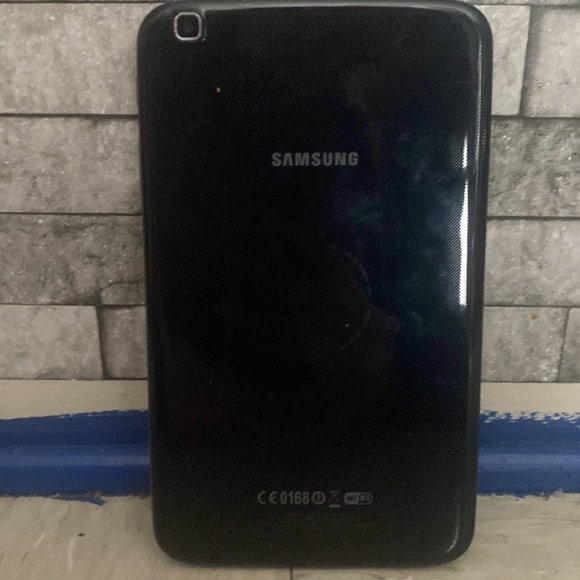 Samsung iPad (black small) - Picture 2 of 2